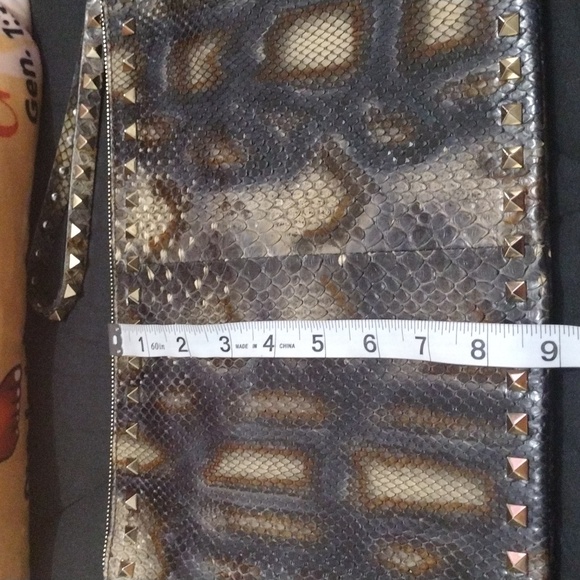 Valentino Garavani Genuine Reptile Skin Clutch - Picture 11 of 17